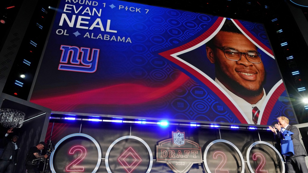 Alabama OT Evan Neal being drafted by New York Giants