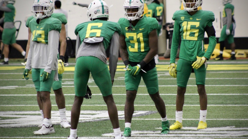 Oregon releases wide receiver and defensive back teams for spring game