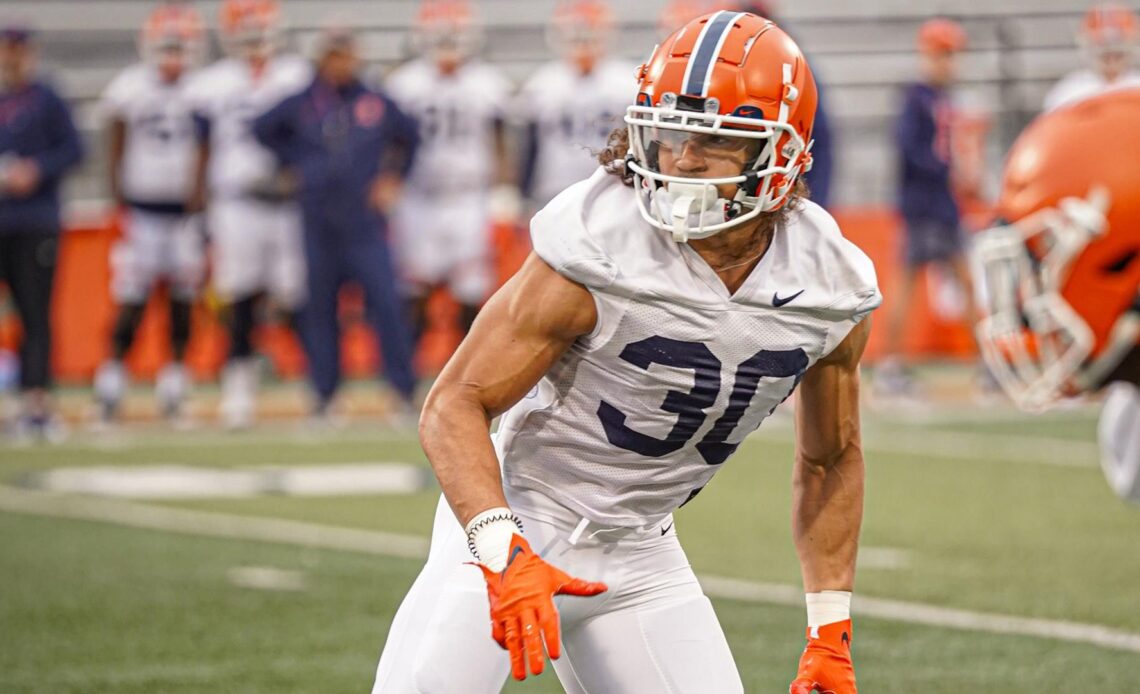 Photos: Illini Football Opens Spring Practice