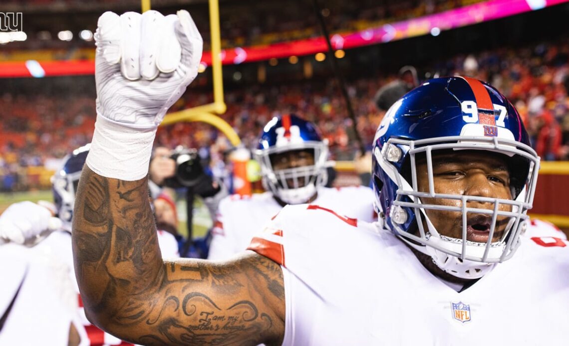 Giants pick up fifth-year option on Dexter Lawrence 