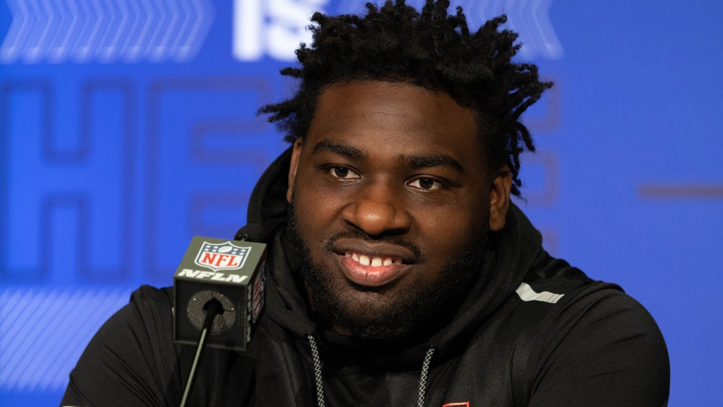 Packers sign Georgia DL Devonte Wyatt to rookie contract