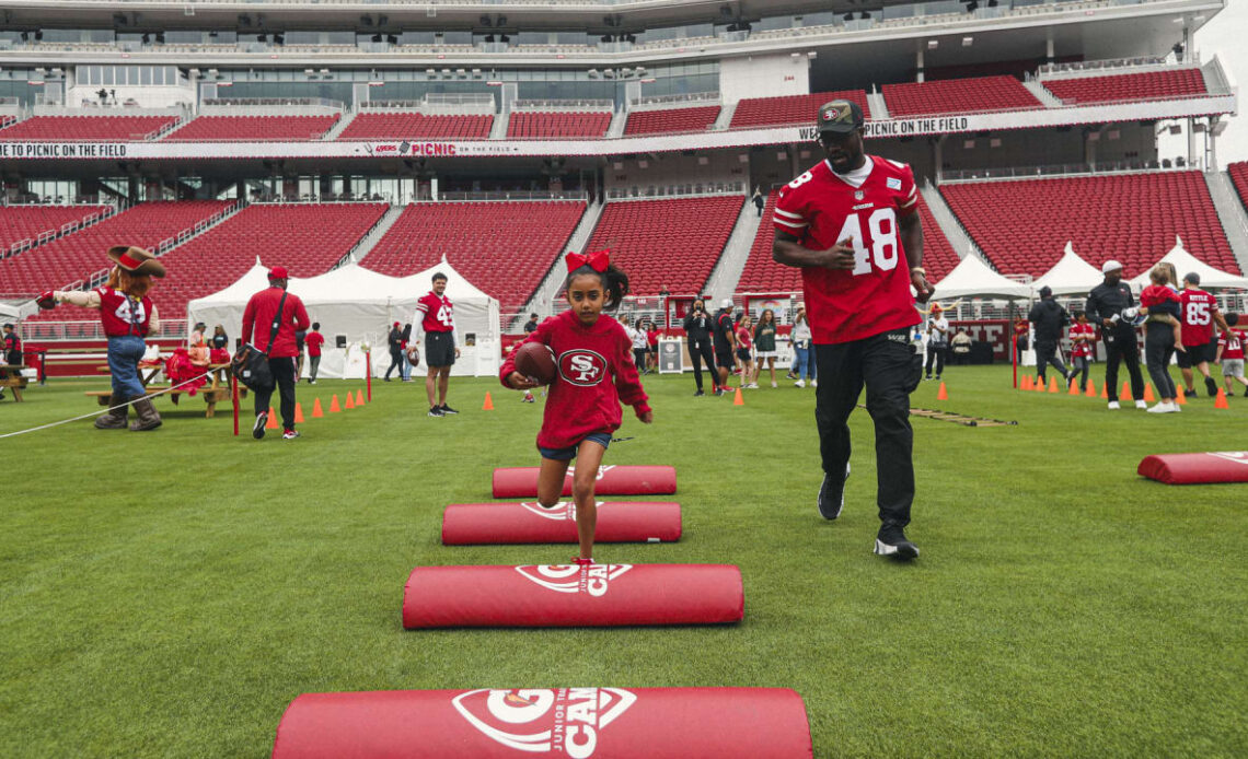49ers Foundation Host Third-Annual Picnic on the Field