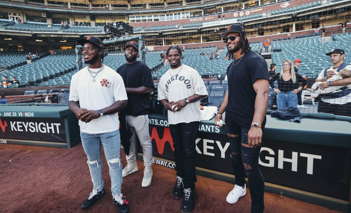 49ers Linebackers Take in a Giants Ballgame at Oracle Park