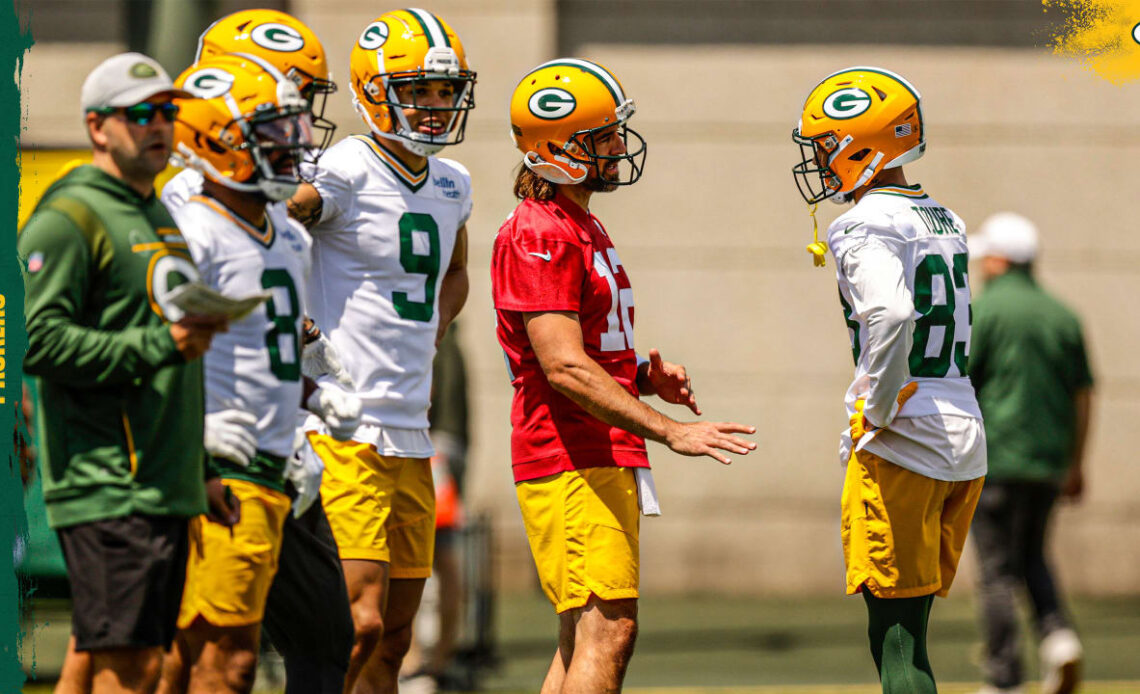 Aaron Rodgers returns to spotlight at Packers minicamp