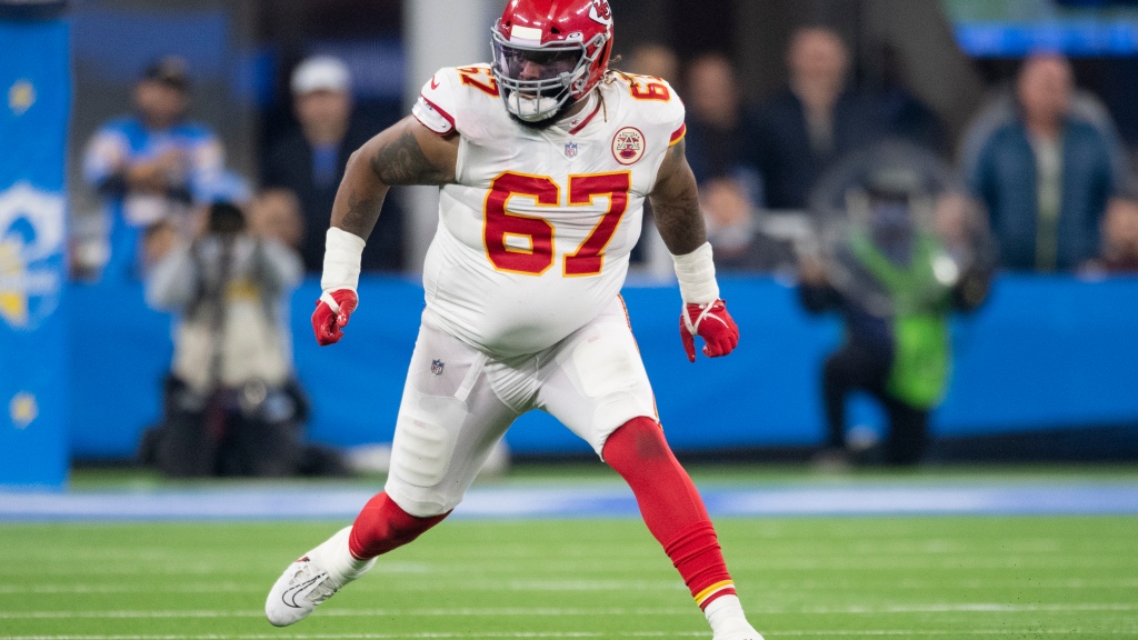 Chiefs could take advantage of new reserve/PUP rules for Lucas Niang