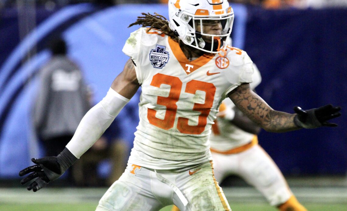 Eight Tennessee football players earn All-SEC honors by Phil Steele