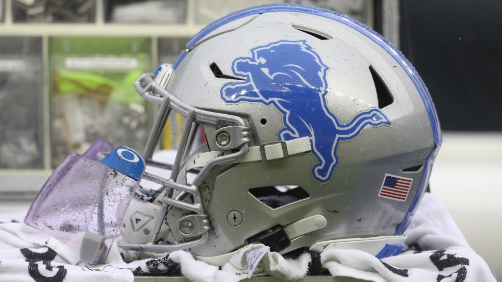 Lions to hire Brandon Sosna in front office