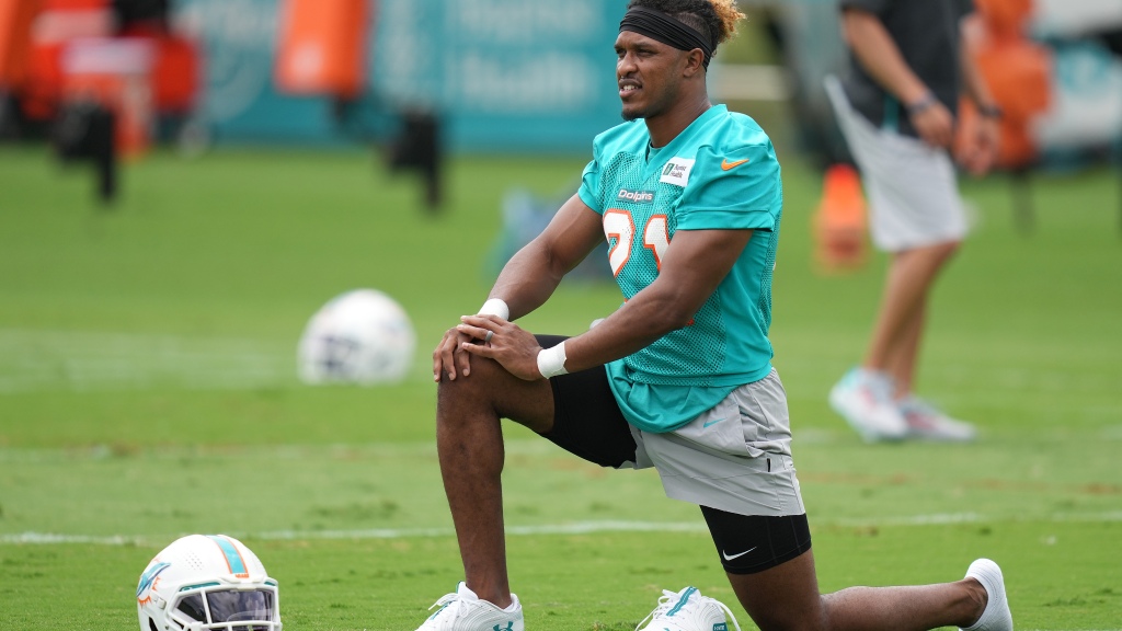 NFL writer suggests Dolphins should trade DB