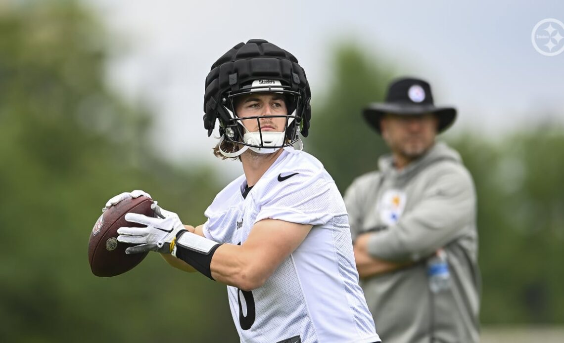 PHOTOS: 2022 Rookie Class' First Minicamp - VCP Football