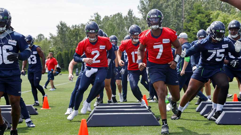 Register NOW to attend a Seattle Seahawks 2022 training camp practice