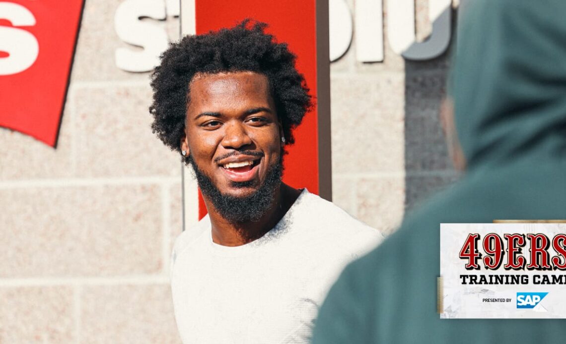 49ers Players Arrive for 2022 Training Camp