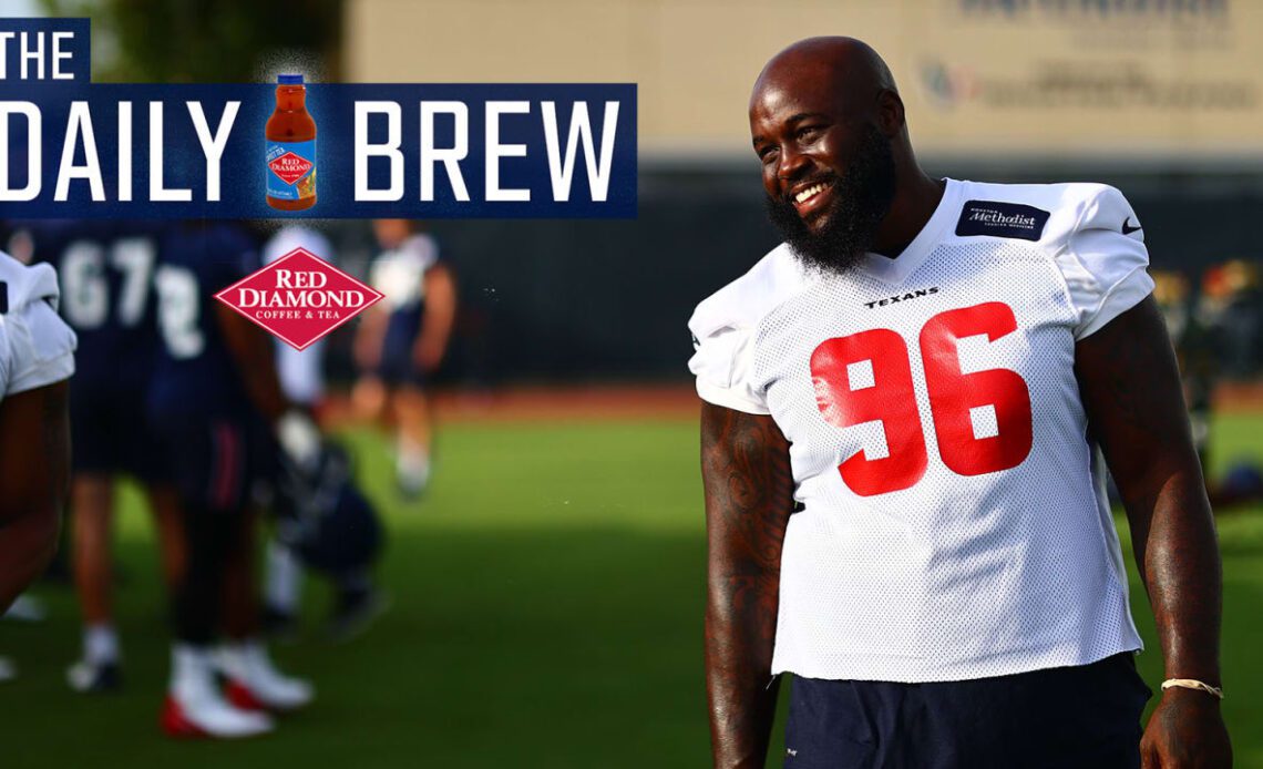 Houston Texans defensive lineman Maliek Collins is excited for 2022 and back to embrace his role as the “engine” of Lovie Smith’s defense.