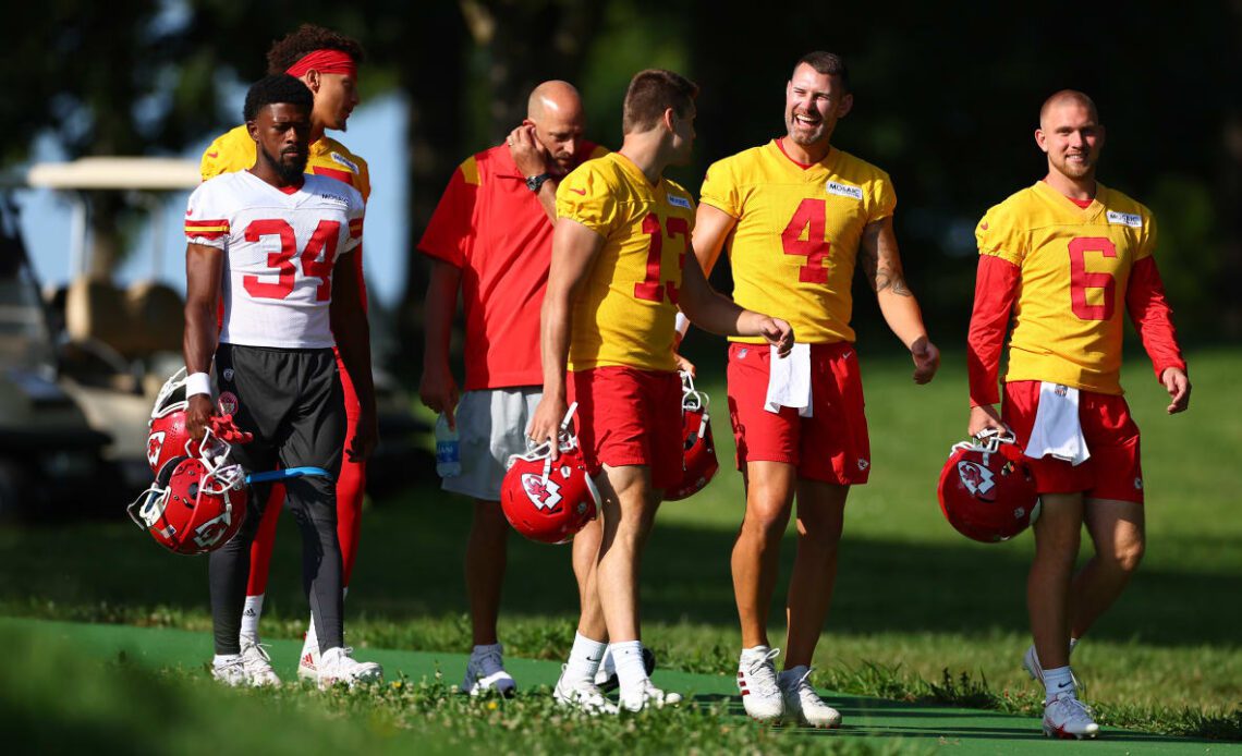 Photos OnField at Chiefs Training Camp Practice VCP Football