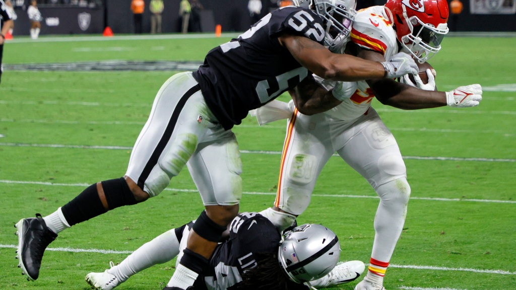 Raiders LB Denzel Perryman just cracks Madden23 top ten tacklers