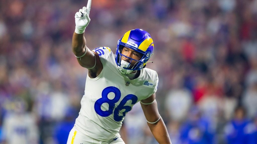 Rams TE Kendall Blanton is in awe of NBA free-agent contracts