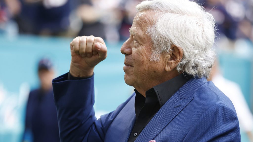 Robert Kraft named semifinalist for Pro Football Hall of Fame