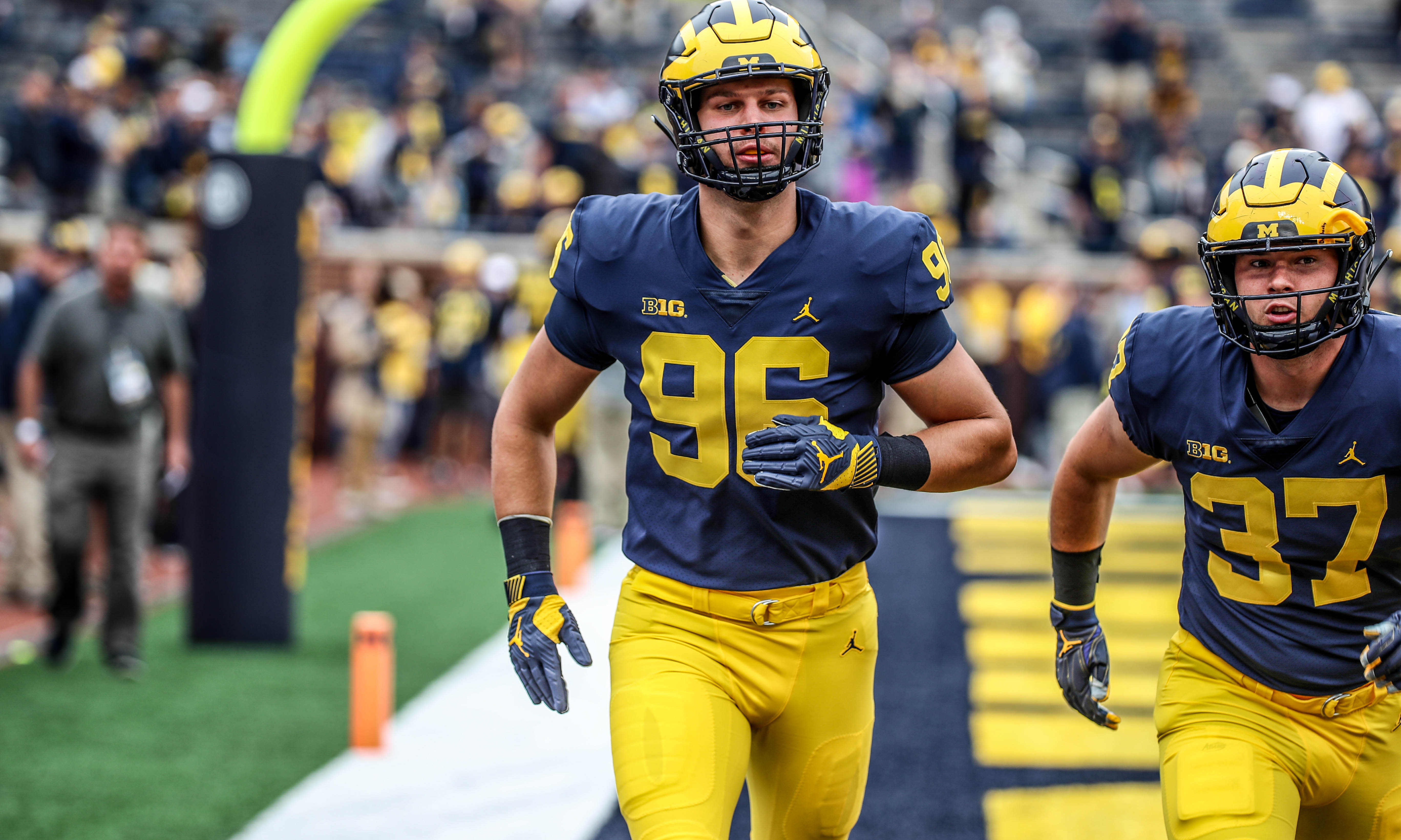 julius welschof michigan defensive end