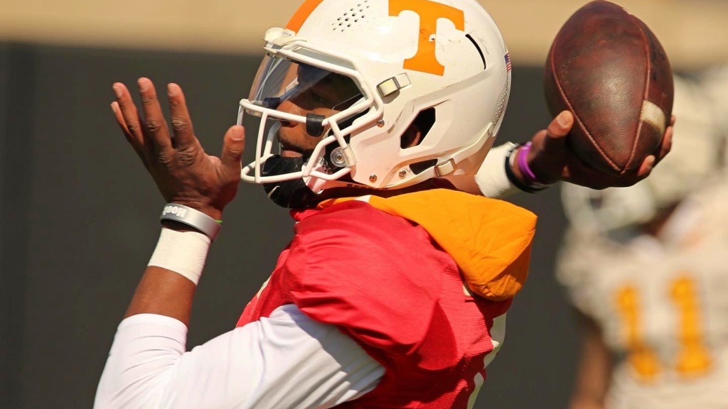 2022 top 40 college football teams countdown: Vols ranked No. 16