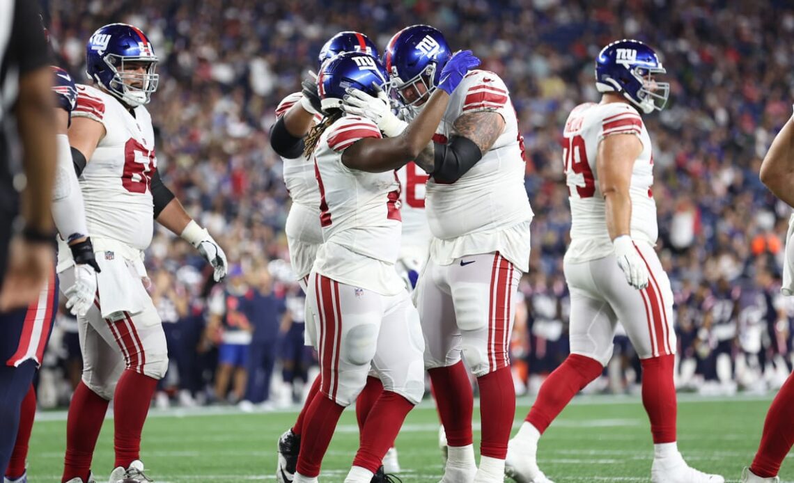 Antonio Williams runs it in from 2 yards out | Giants vs. Patriots Highlights