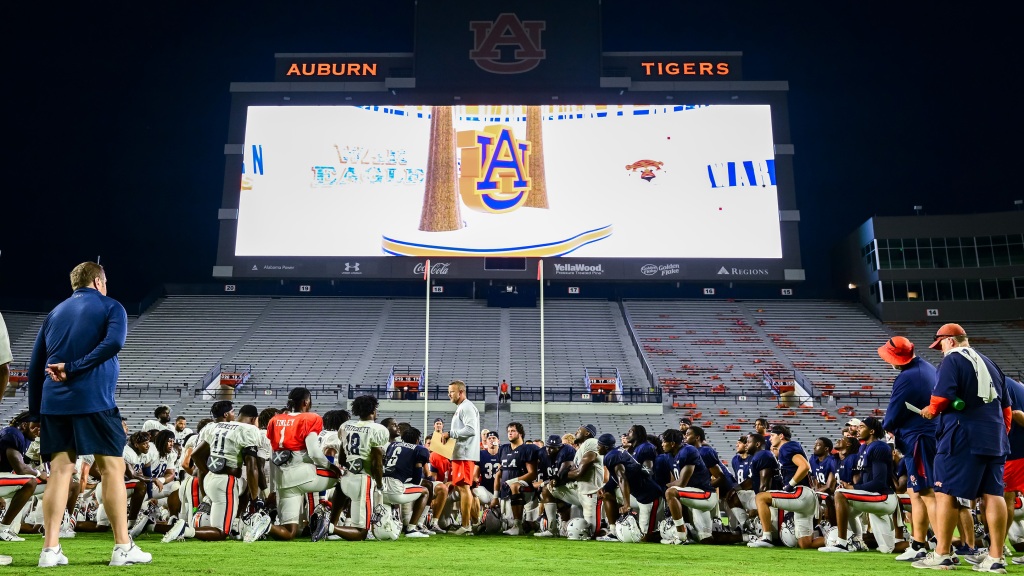 Auburn Football: Fall scrimmage photo gallery