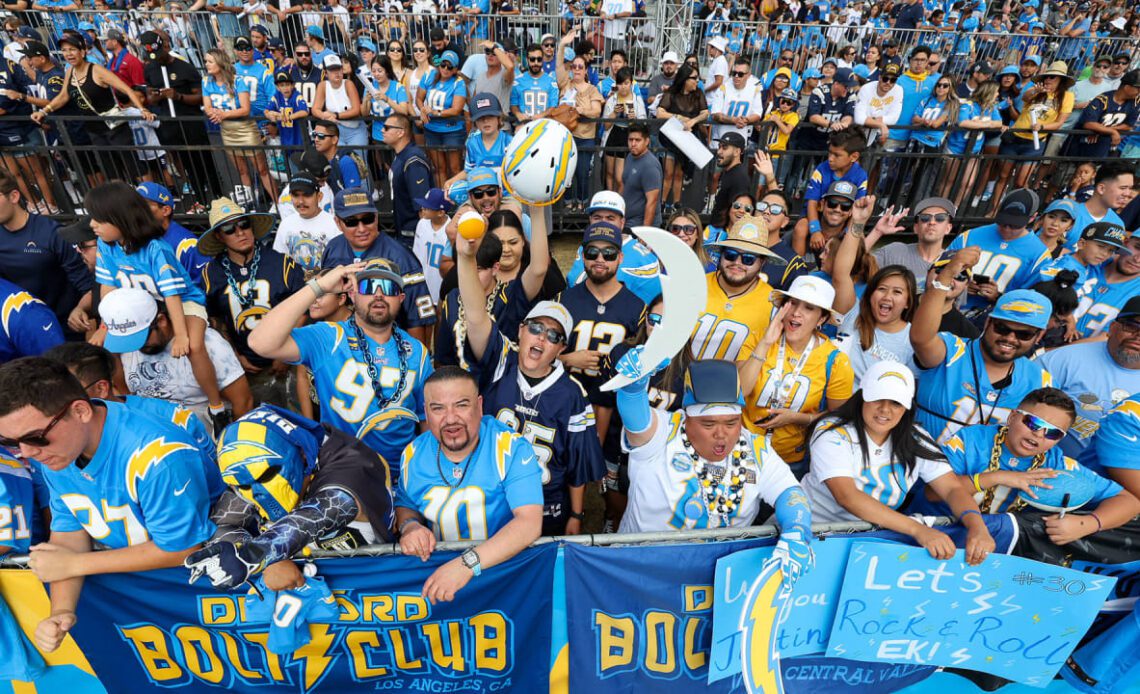 Bolts Fans Pack Chargers Training Camp at Back Together Saturday