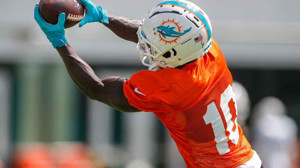 Dolphins first week of training camp mic’d up
