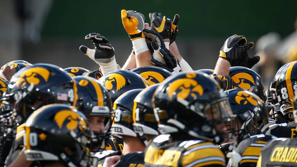 Hawkeyes listed as sleeper team by 247Sports