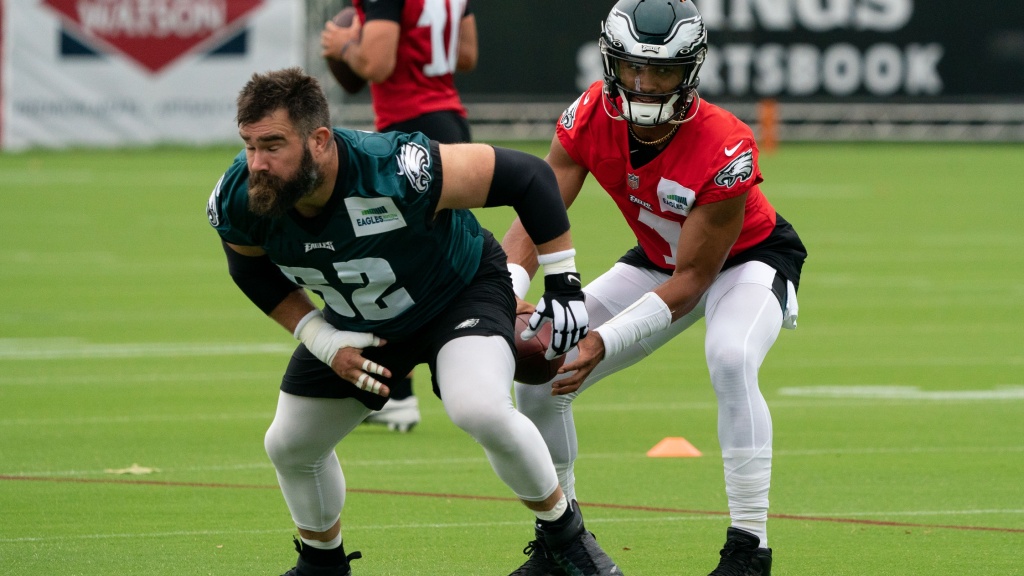 Jason Kelce to have elbow surgery