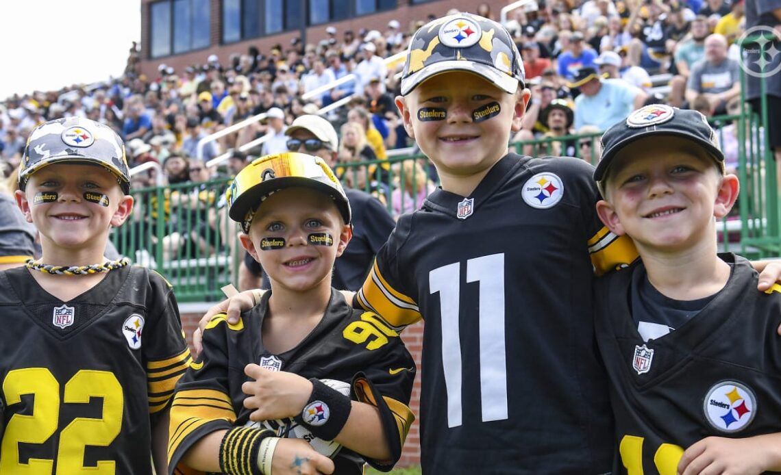 PHOTOS: Best of fans at Steelers Camp - Week 4