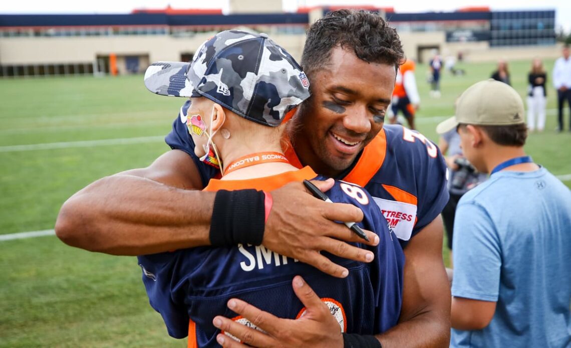 Photos: Broncos players meet kids from Children's Hospital Colorado after Monday practice