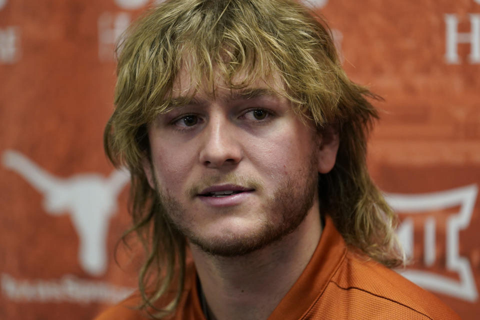 Quinn Ewers among college football’s top redshirt freshmen entering 2022