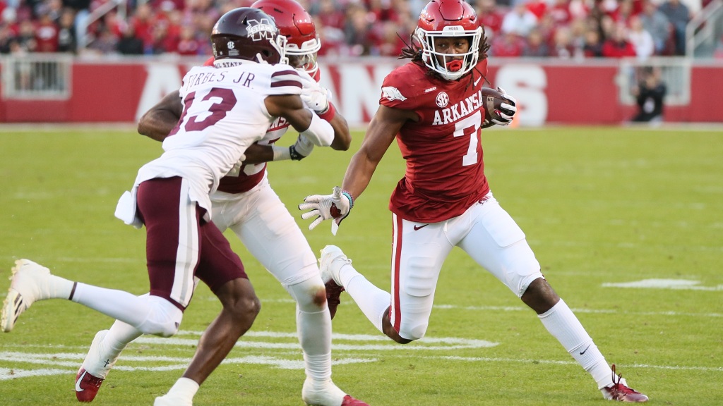 Seven Hogs named to Senior Bowl watch list