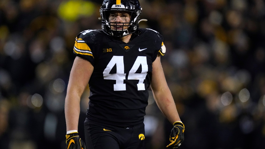 South Dakota State ‘really proud’ of former LB commit Seth Benson