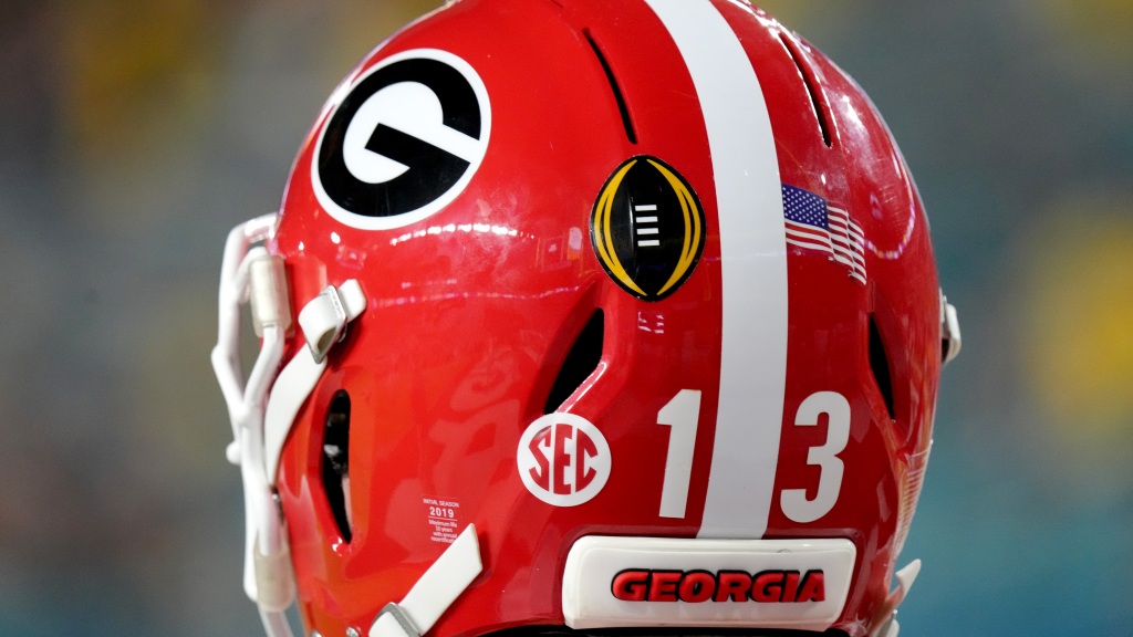 UGA football offers 4-star USC WR commit