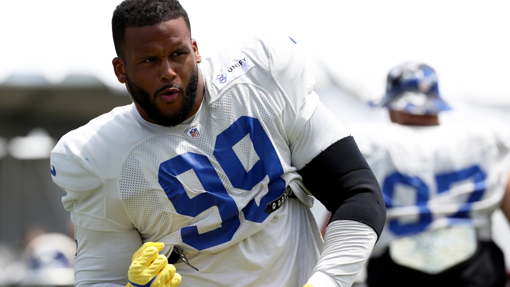 Will Aaron Donald be suspended for swinging helmet at Bengals players?