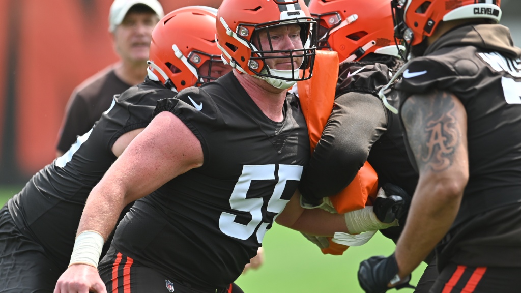Wyatt Teller ‘excited to see’ Ethan Pocic at center