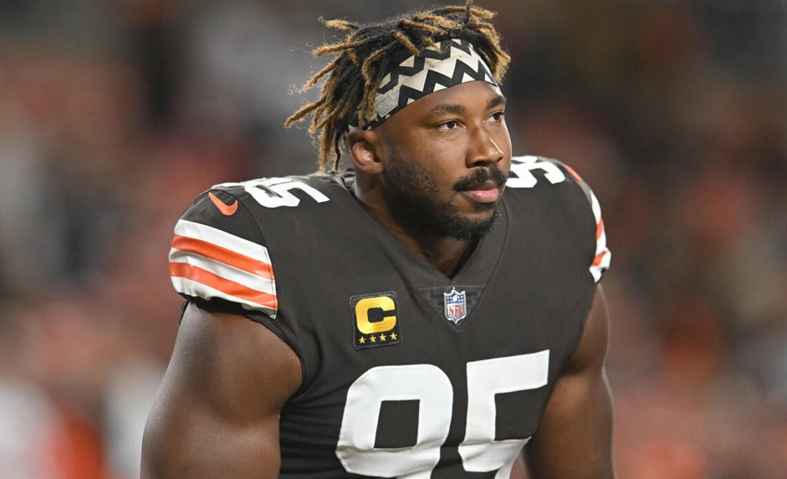 Browns' Myles Garrett cited for failure to control vehicle in crash; has been ticketed for speeding six times