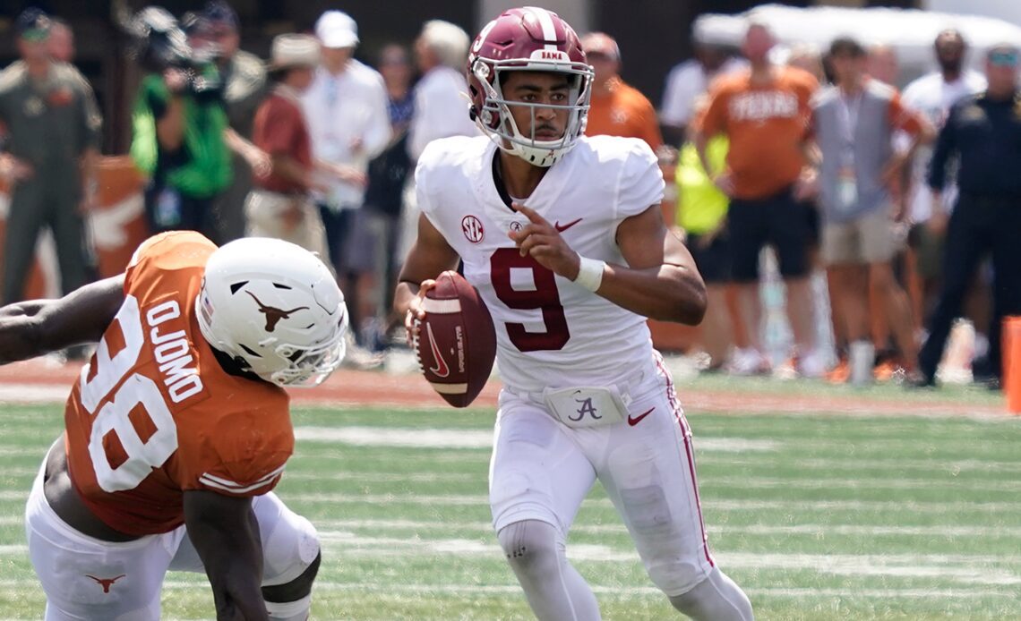 Bryce Young's poise under pressure saves No. 1 Alabama from sloppy effort, potential upset at Texas