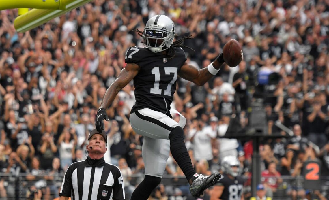 Carr-to-Adams connection leads to opening drive TD vs. Cardinals
