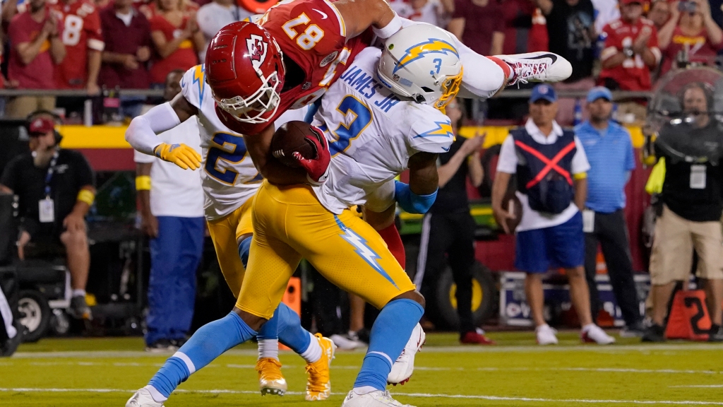 Chargers’ Derwin James goes WWE on Chiefs’ Travis Kelce