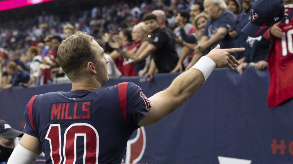 Davis Mills player props odds, tips and betting trends for Week 1 | Texans vs. Colts