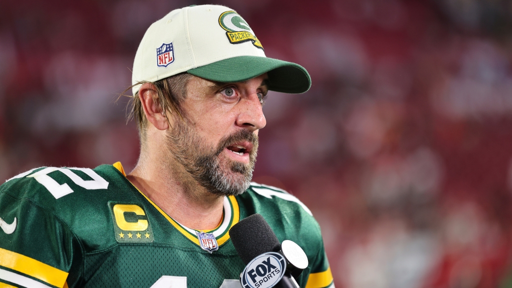 Did Aaron Rodgers, jumbotron doom Bucs’ 2-point conversion?