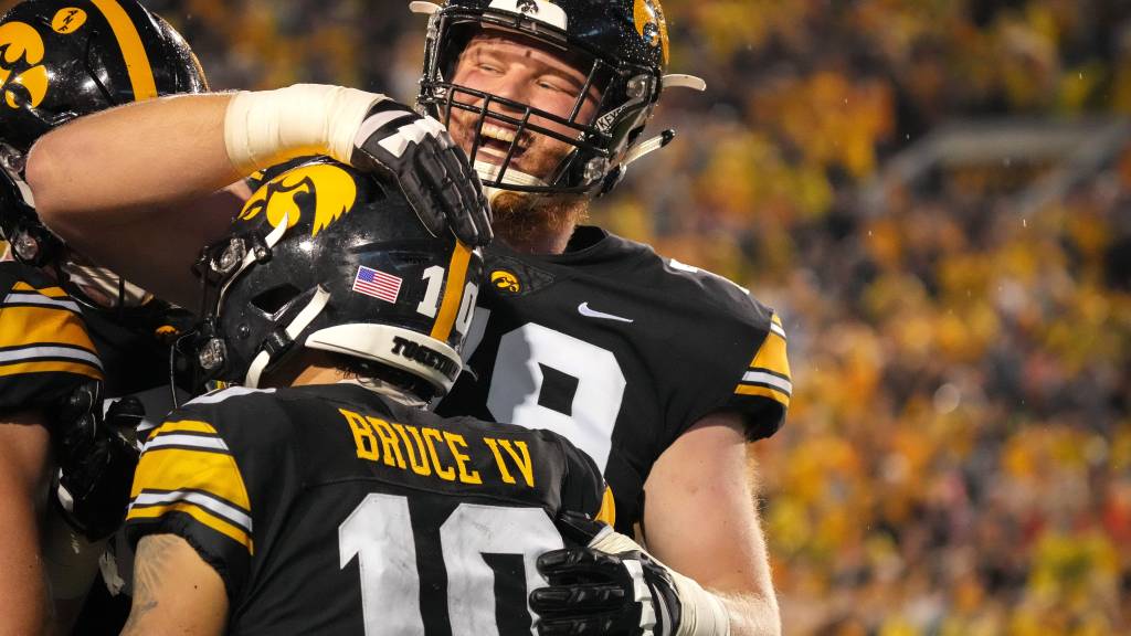Hawkeyes broadcast info, injury report against Rutgers