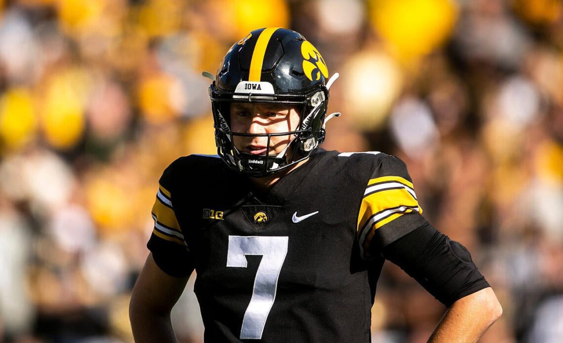 Iowa vs. Nevada prediction, odds, line: 2022 college football picks, Week 3 best bets from proven model