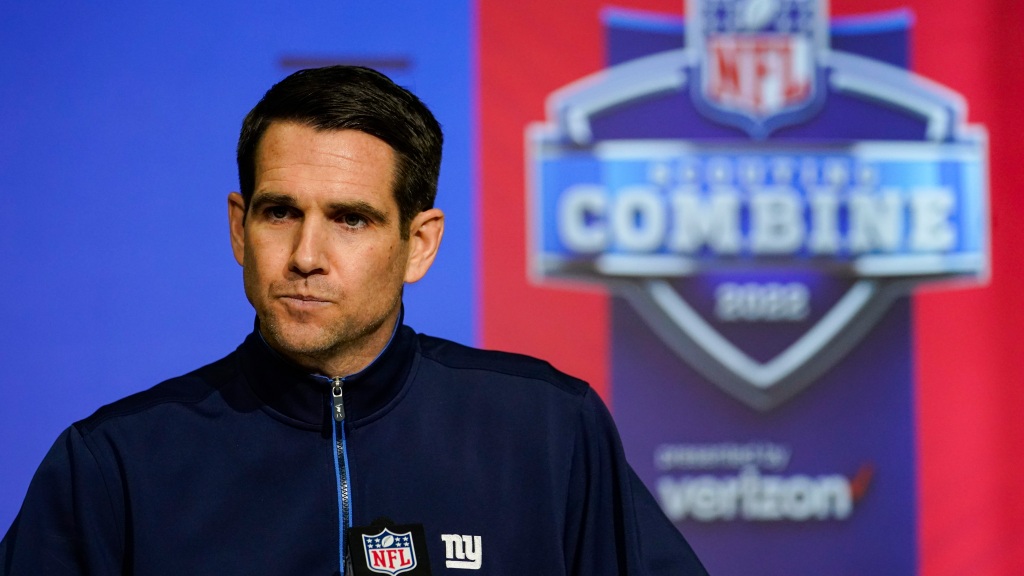 New York Giants GM Joe Schoen scouted Rutgers-Iowa on Saturday