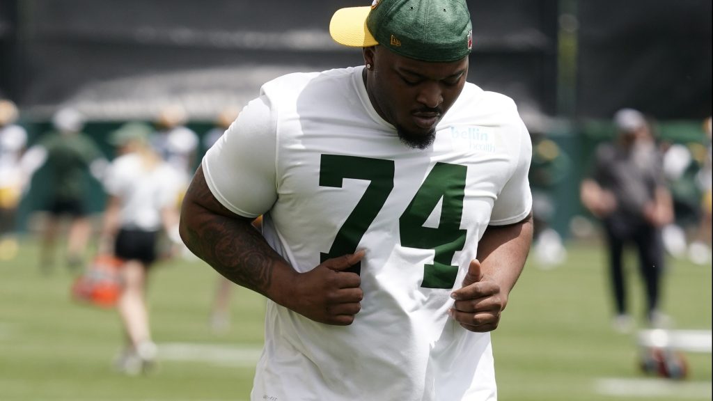 Packers OT Elgton Jenkins practices in full capacity for first time since ACL injury