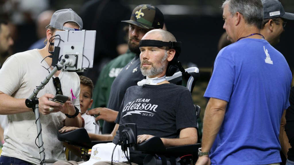 Saints hero Steve Gleason released from hospital after pneumonia scare