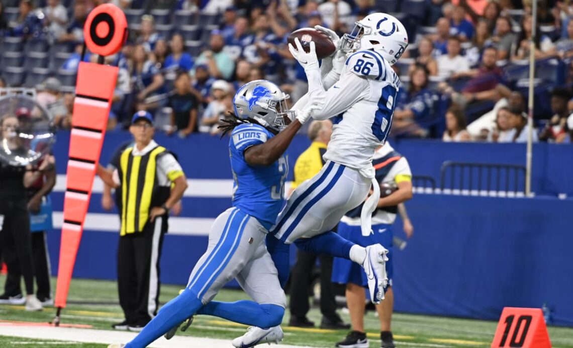Samson Nacua shows incredible body control on spinning 26-yard TD catch