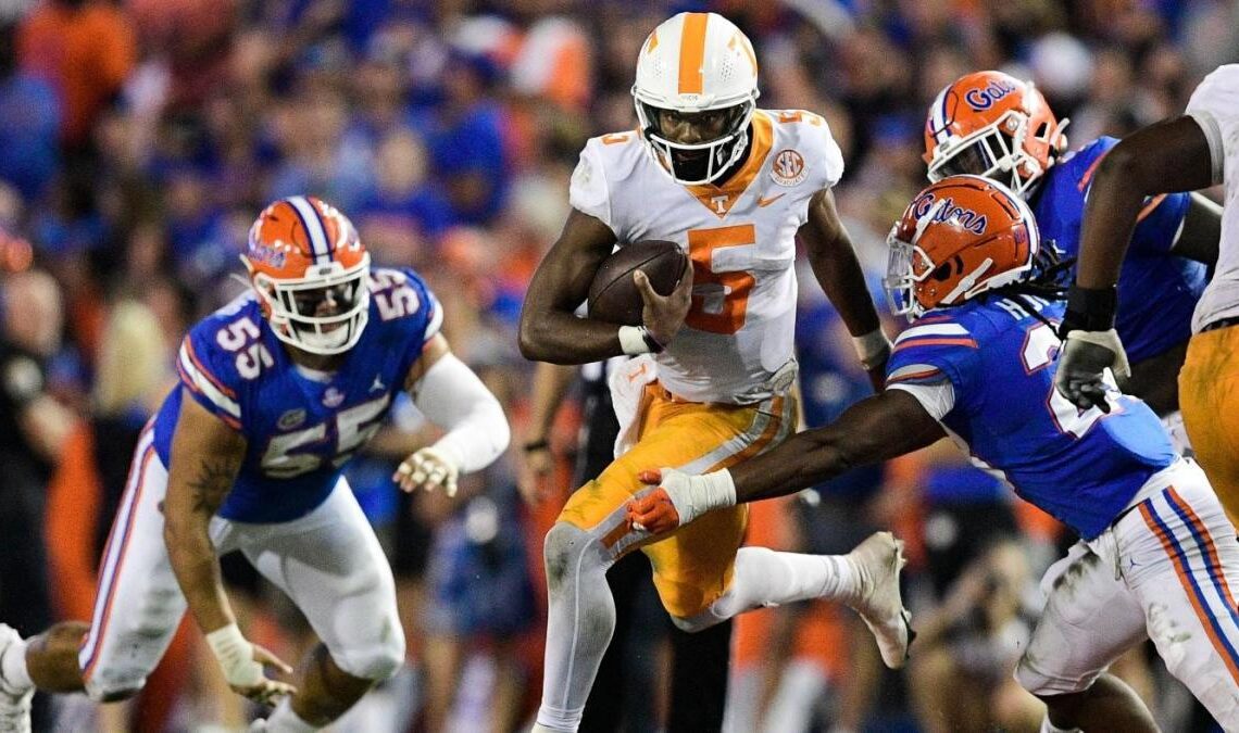 Tennessee vs. Florida odds, prediction, spread: 2022 SEC on CBS college football picks by model on 51-43 run