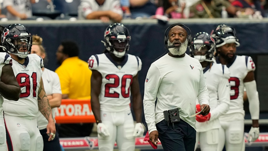 Texans’ Lovie Smith’s OT call named one of Week 1’s worst decisions